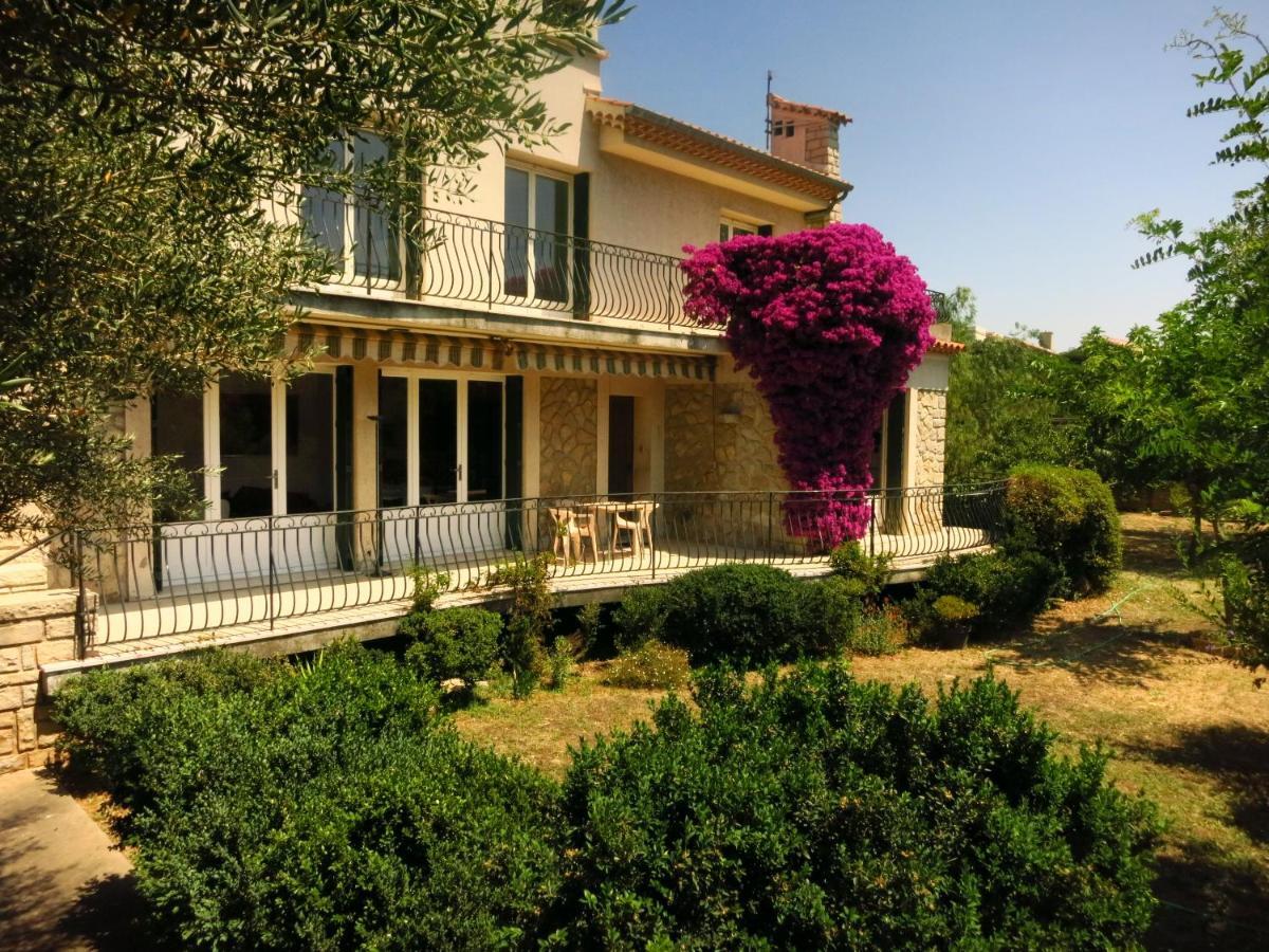 Maison Lumineuse Et Spacieuse Avec Jardin Arbore La Valette-du-Var Exterior photo