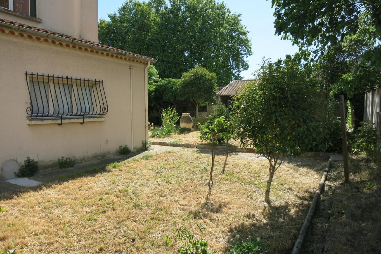 Maison Lumineuse Et Spacieuse Avec Jardin Arbore La Valette-du-Var Exterior photo